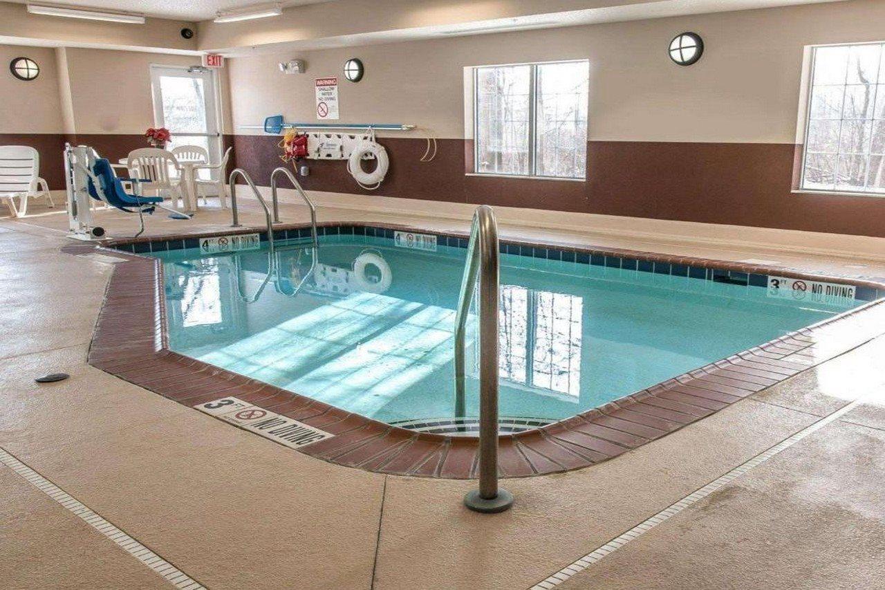 Quality Inn Near Interstate I94 ニュー・バッファロー エクステリア 写真