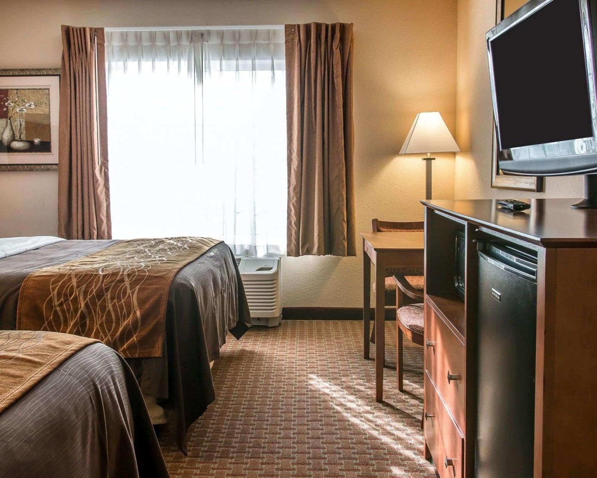 Quality Inn Near Interstate I94 ニュー・バッファロー エクステリア 写真